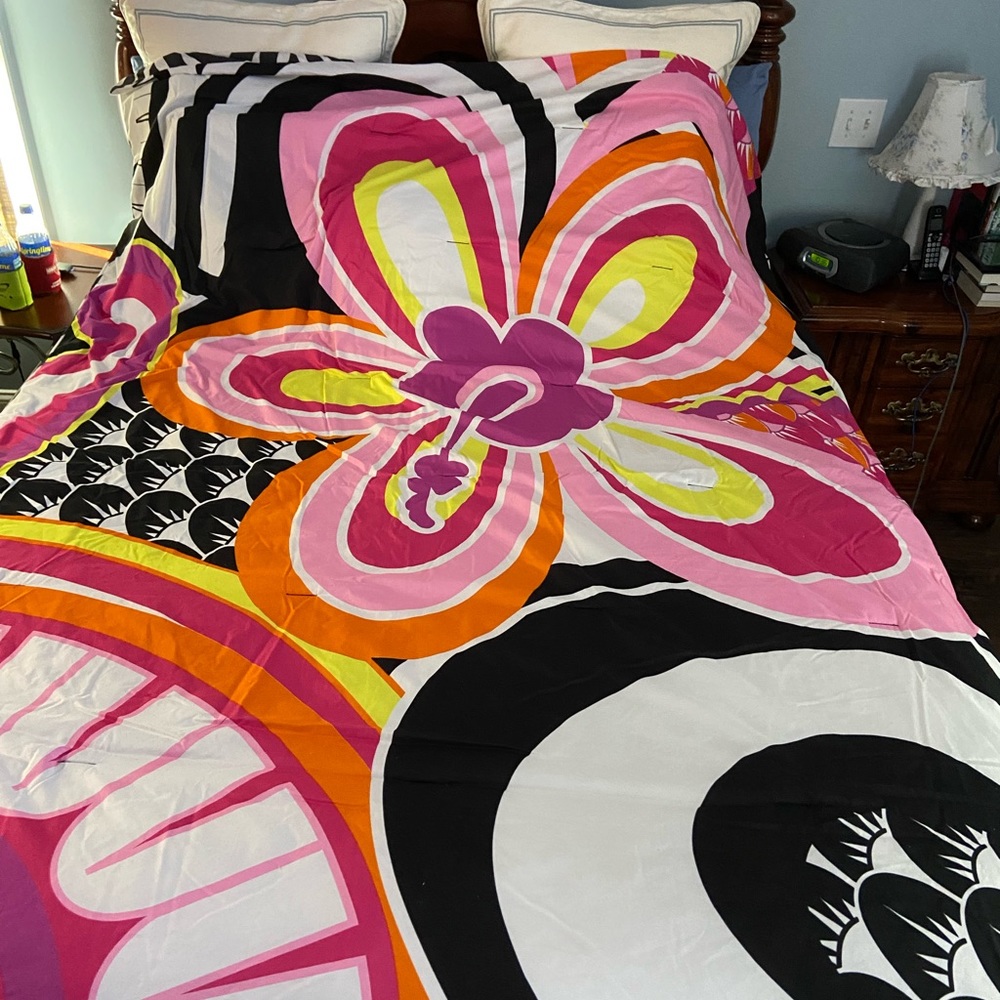 Full size comforter zebra